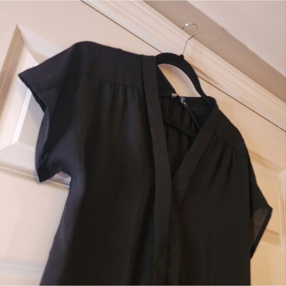Express sheer black short sleeve blouse S - Picture 2 of 4